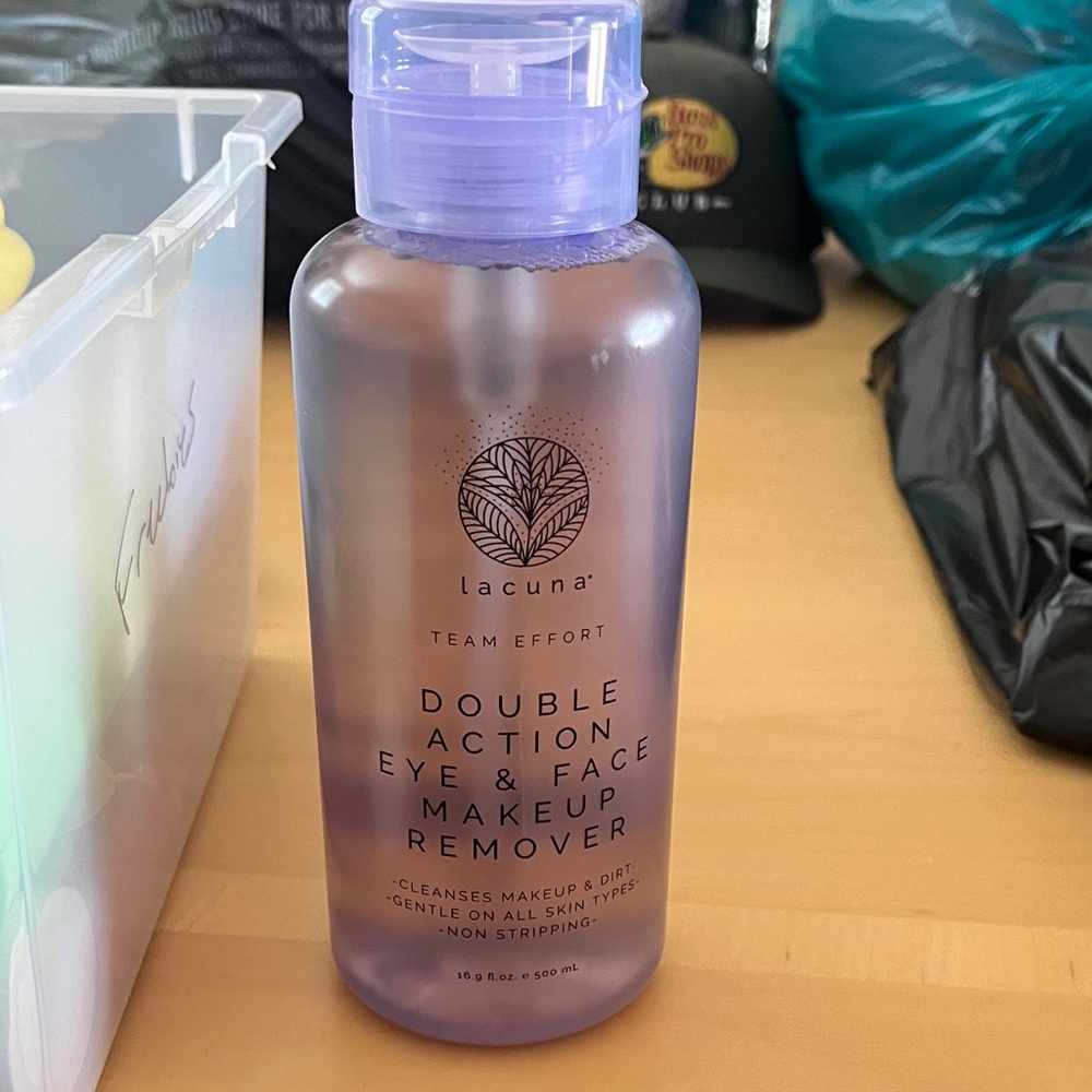Double Action Eye & Face Makeup Remover - Purple